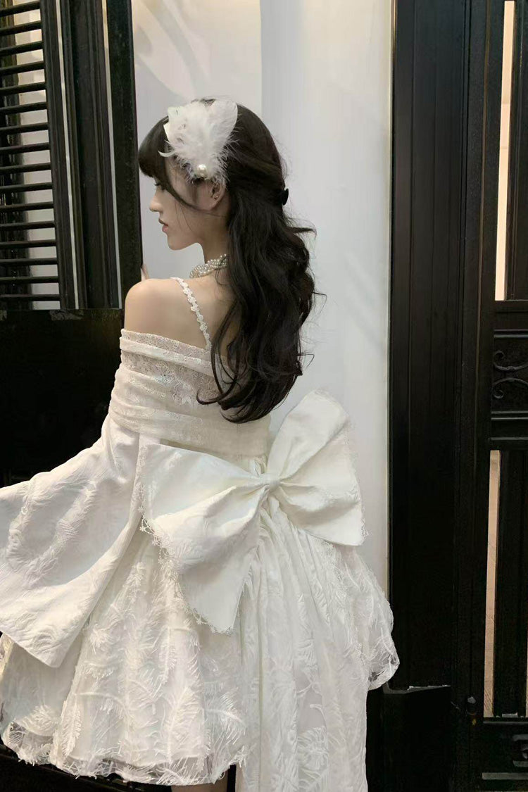 Subtly Elegant Dress with a Refined Vintage Look