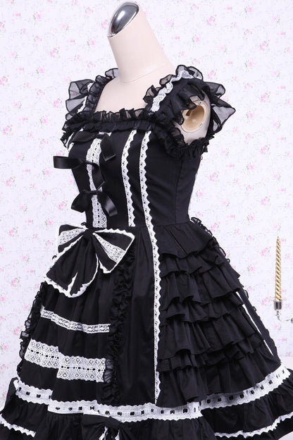 Classic Designed Dress in a Timeless Cut