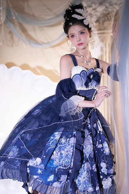 Subtly Elegant Dress with a Refined Vintage Look