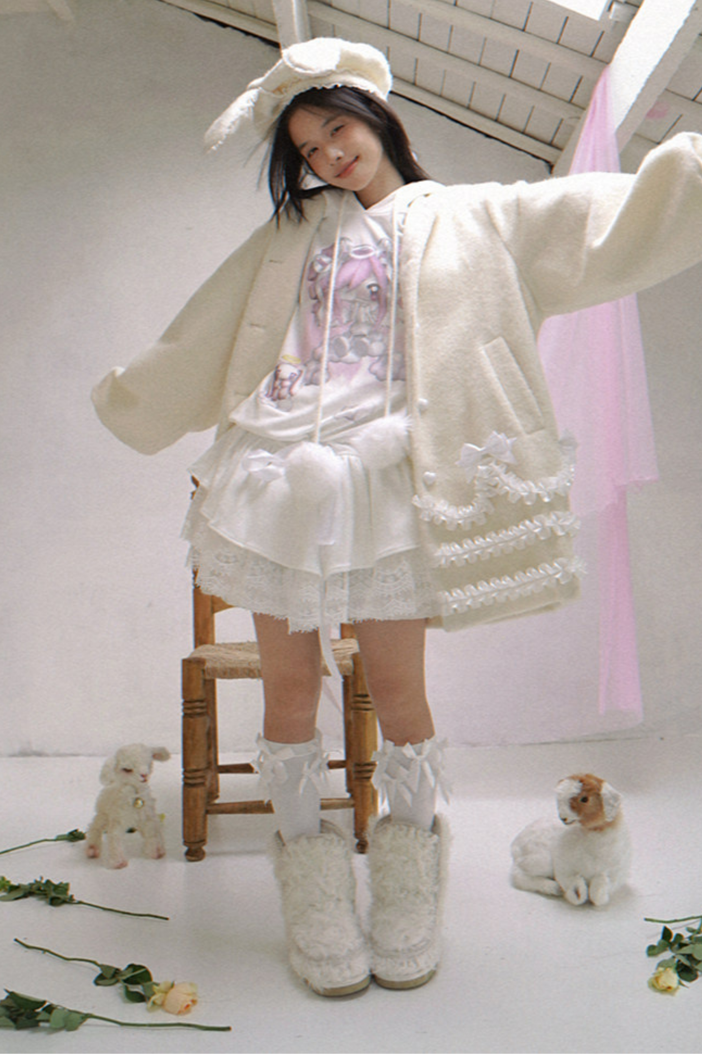 Lace Rabbit Ears Beret