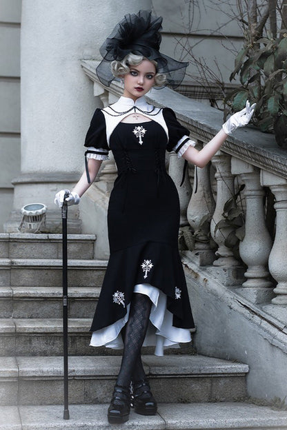 Beautifully Crafted Dress in a Classic Style