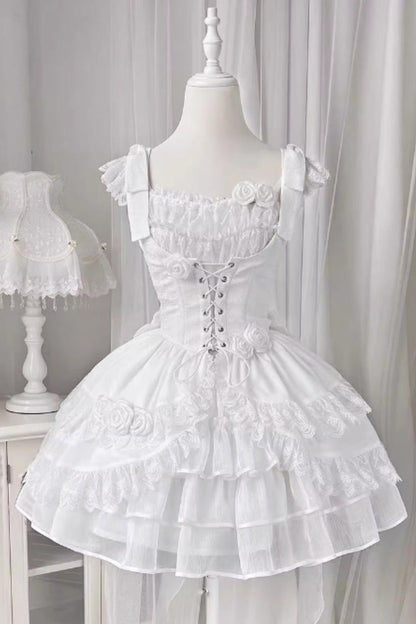 Finely Styled Dress with a Classic Vintage Look