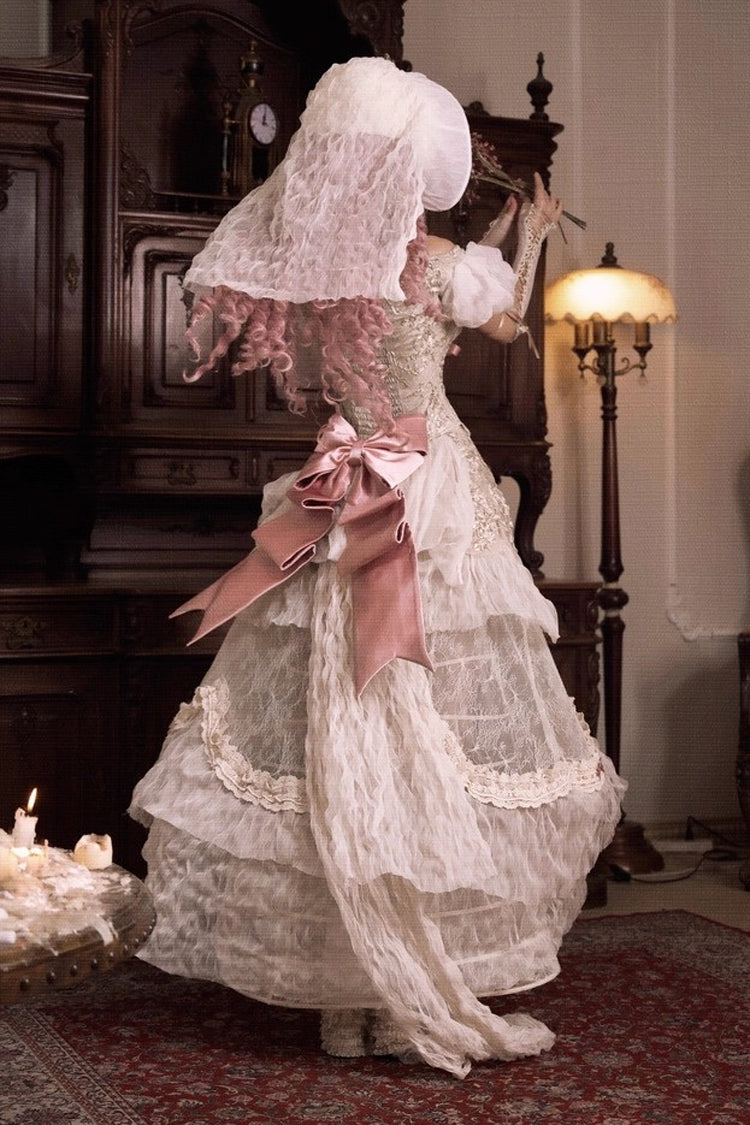 Beautifully Crafted Dress in a Classic Style