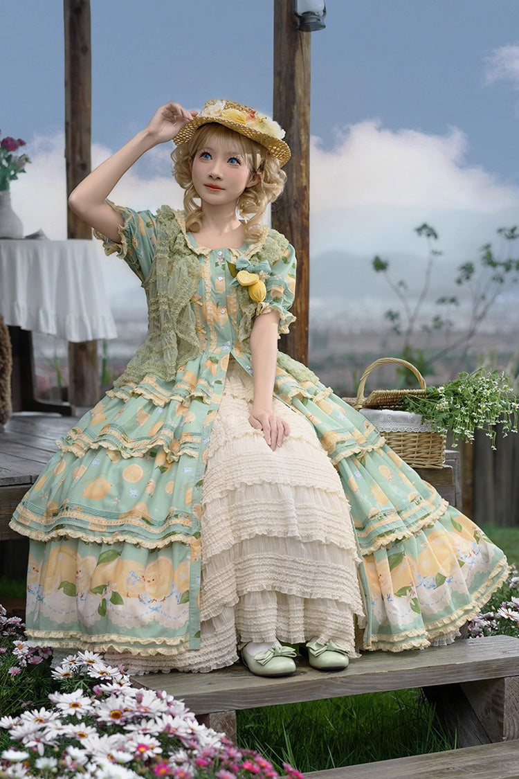 Finely Styled Dress with a Classic Vintage Look