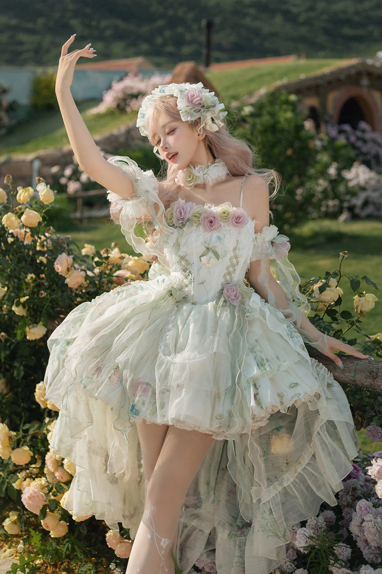 Finely Styled Dress with a Classic Vintage Look