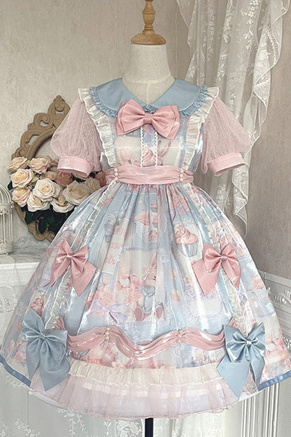 Finely Styled Dress with a Classic Vintage Look