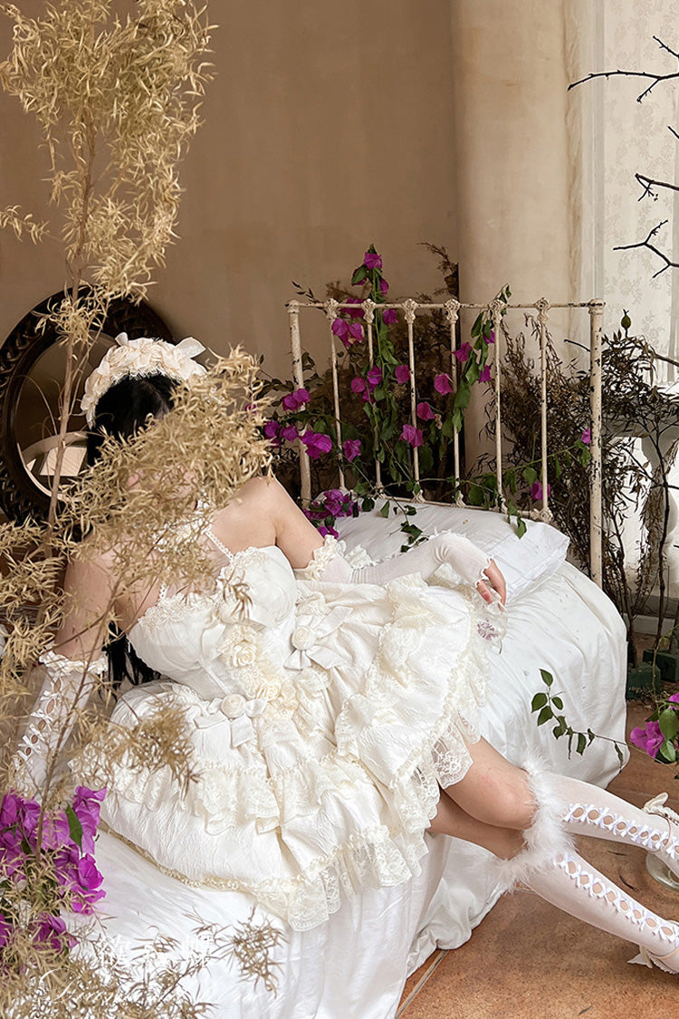 Finely Styled Dress with a Classic Vintage Look