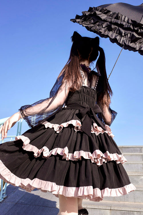 Subtly Elegant Dress with a Refined Vintage Look