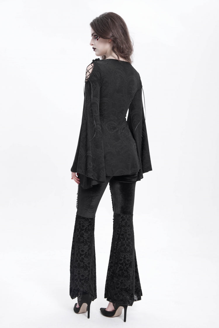 Subtly Elegant Blouse with a Refined Vintage Look