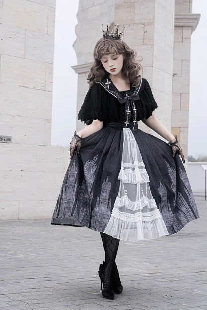 Subtly Elegant Dress with a Refined Vintage Look