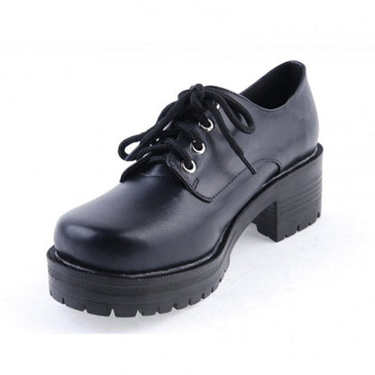 Vintage Style Shoes with a Modern Fit