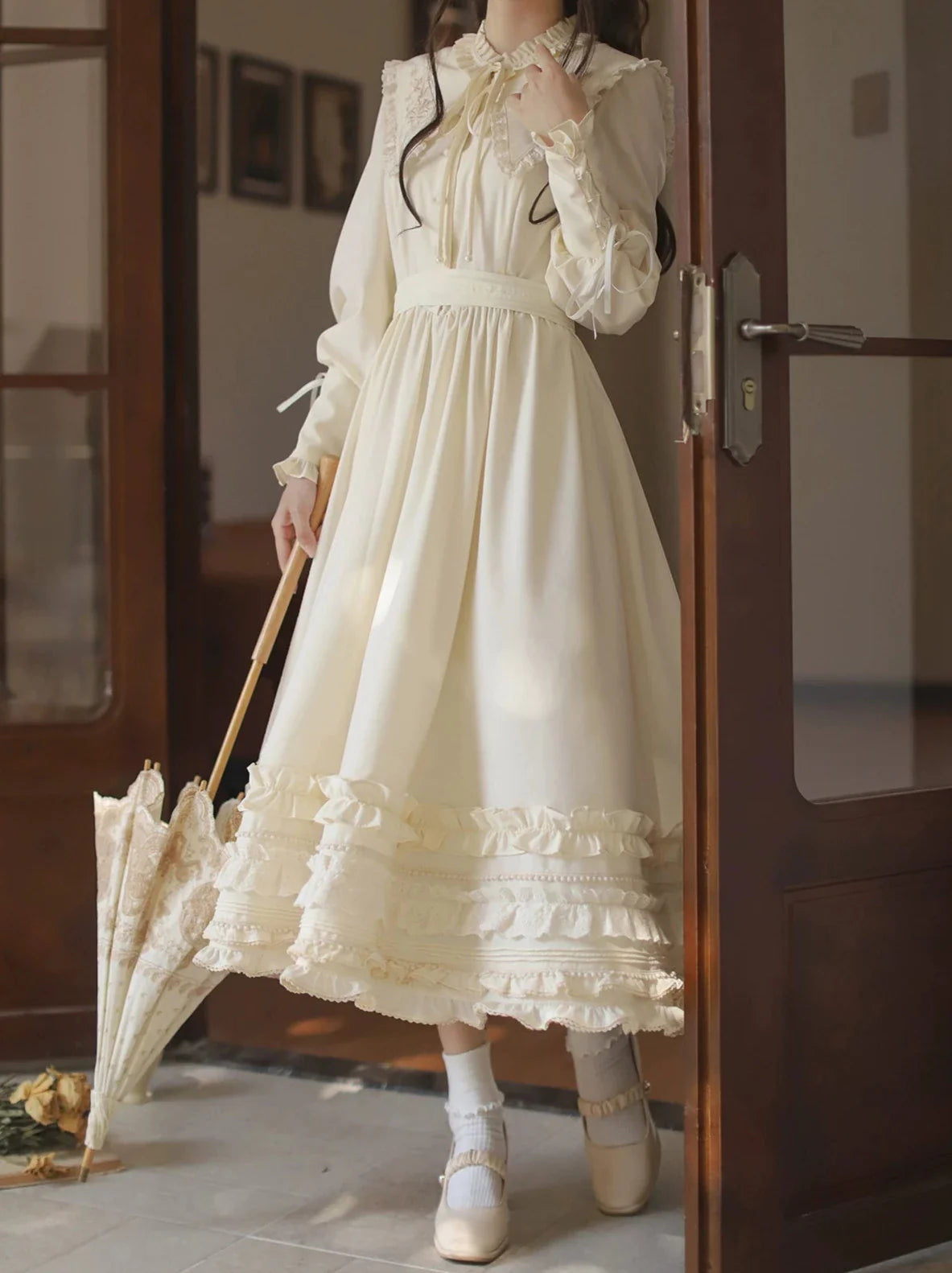 French Romantic Embroidery Dress + Waist Ribbon [pre-order]