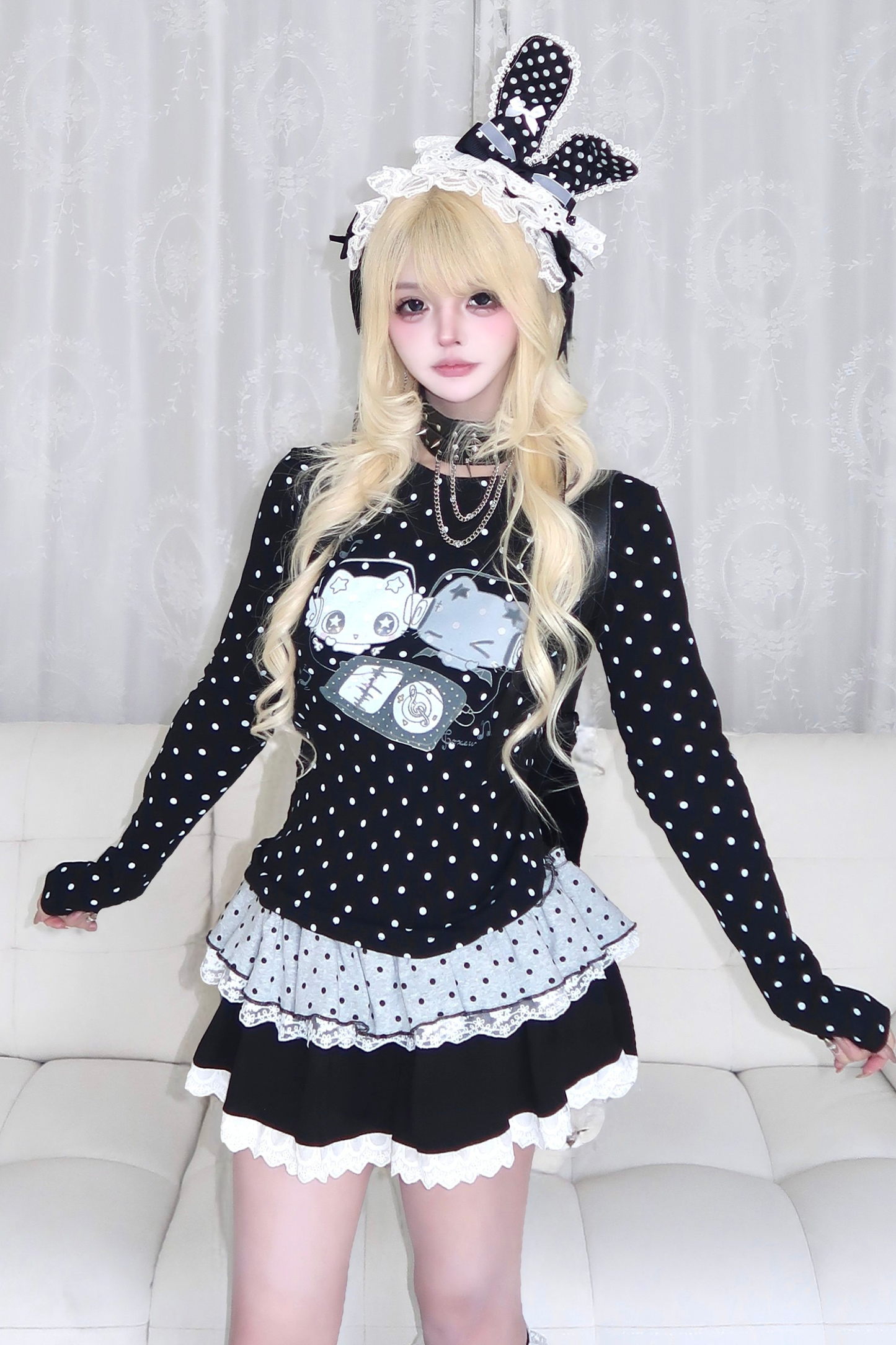 Gothic Dot Slim Fit Top