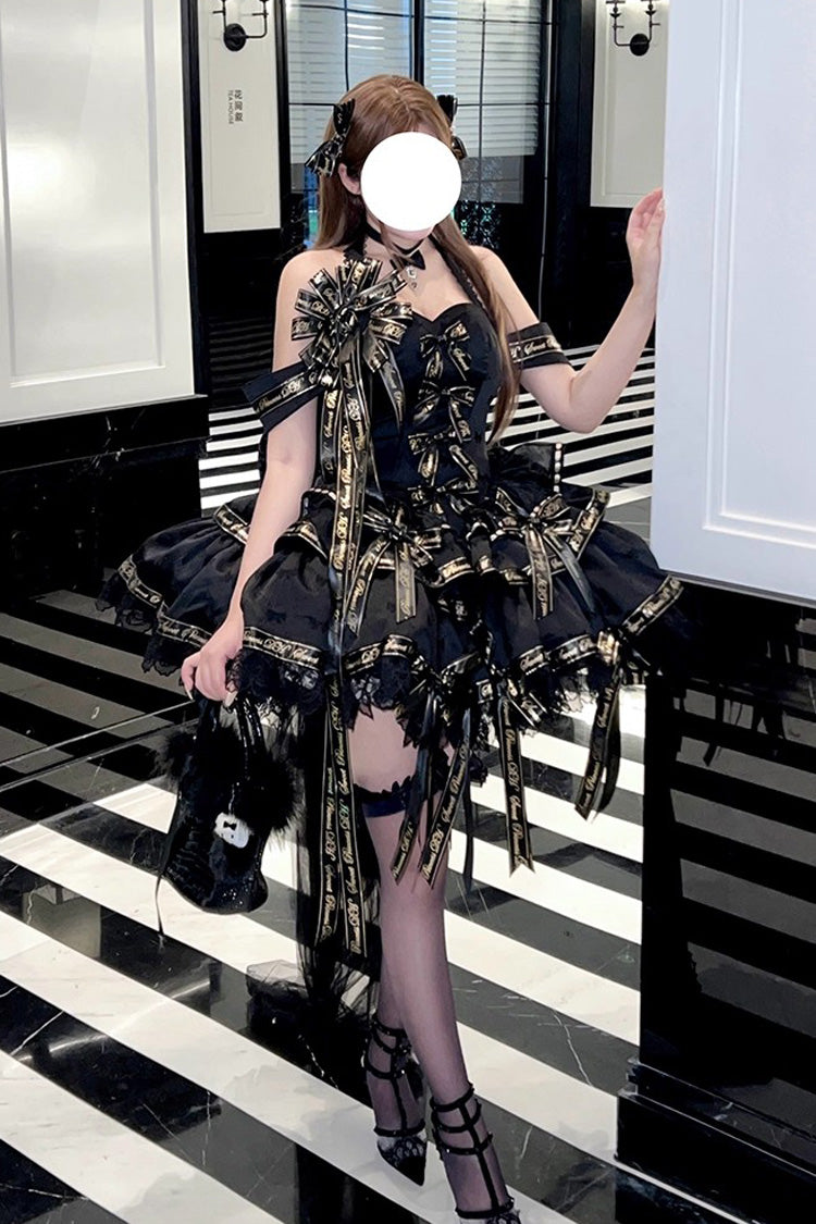 Finely Styled Dress with a Classic Vintage Look
