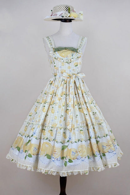 Finely Styled Dress with a Classic Vintage Look