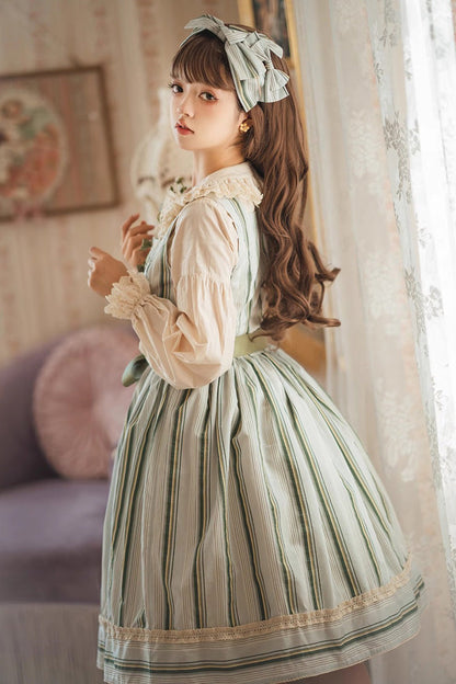 Vintage Style Dress with a Modern Fit