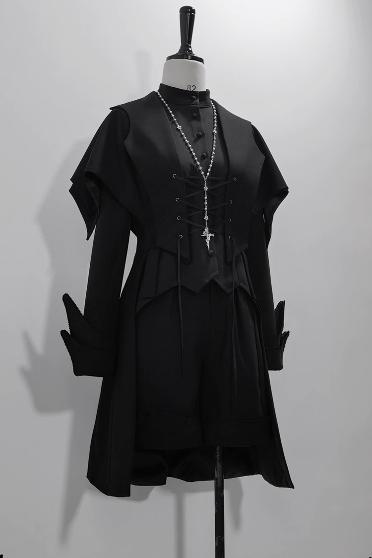 Subtly Elegant Coat with a Refined Vintage Look