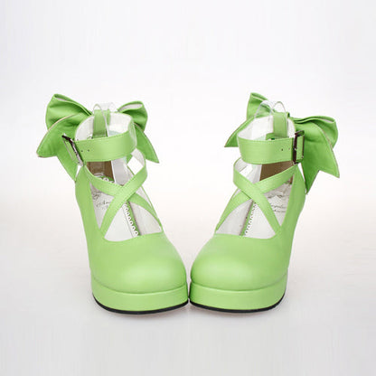 Effortlessly Elegant Shoes with a Timeless Design
