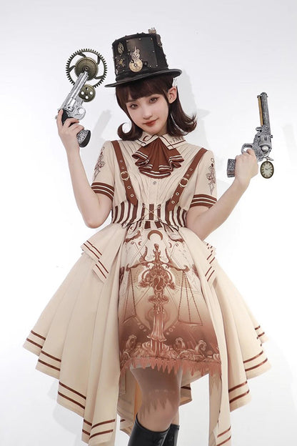 Finely Styled Dress with a Classic Vintage Look