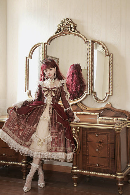 Classic Vintage Dress with a Flattering Fit