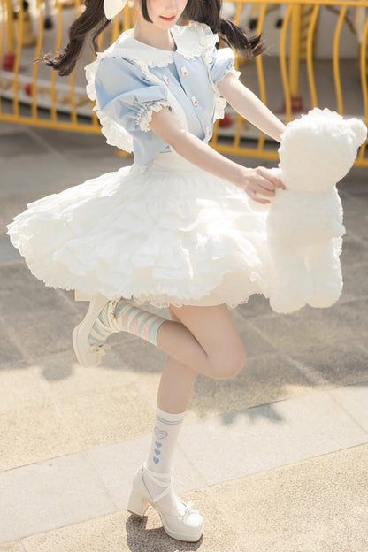 Subtly Elegant Dress with a Refined Vintage Look