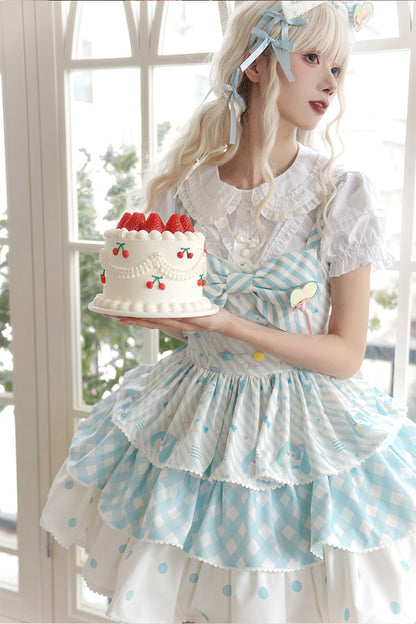 Subtly Elegant Dress with a Refined Vintage Look