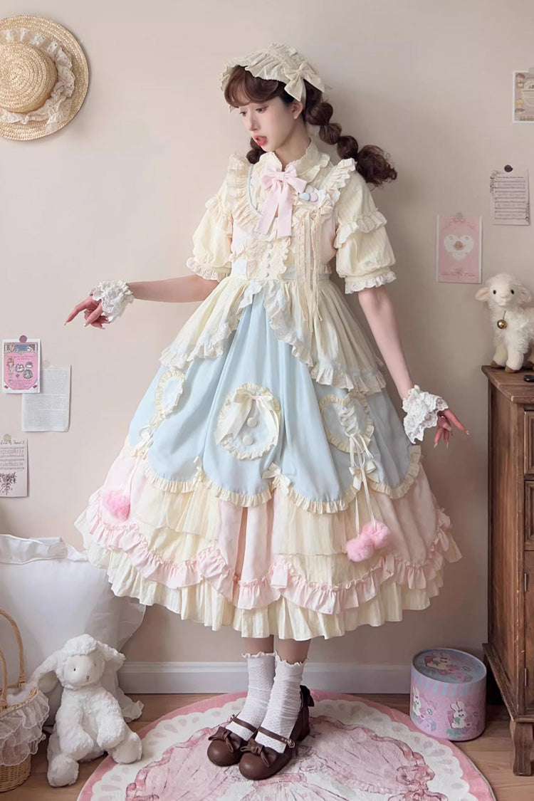 Finely Styled Dress with a Classic Vintage Look