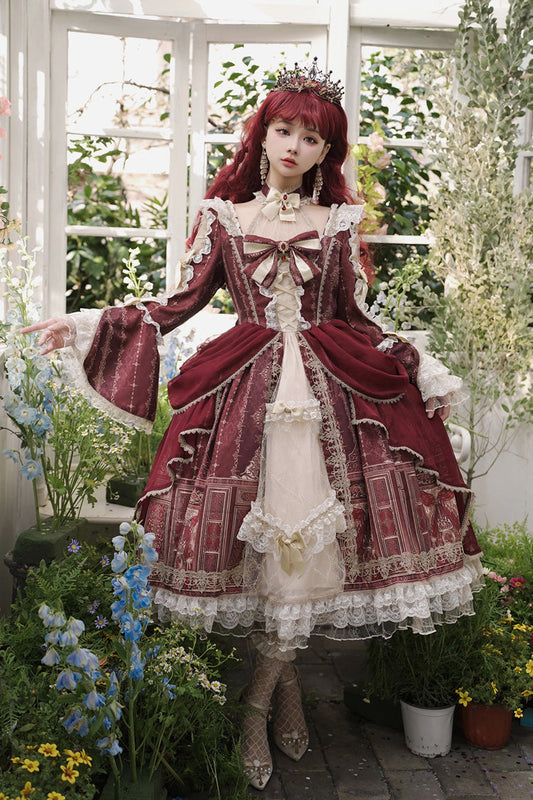 Classic Vintage Dress with a Flattering Fit
