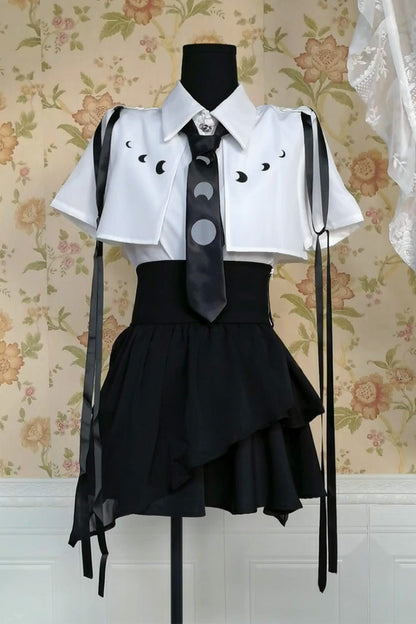 Beautifully Finished Blouse in a Timeless Design
