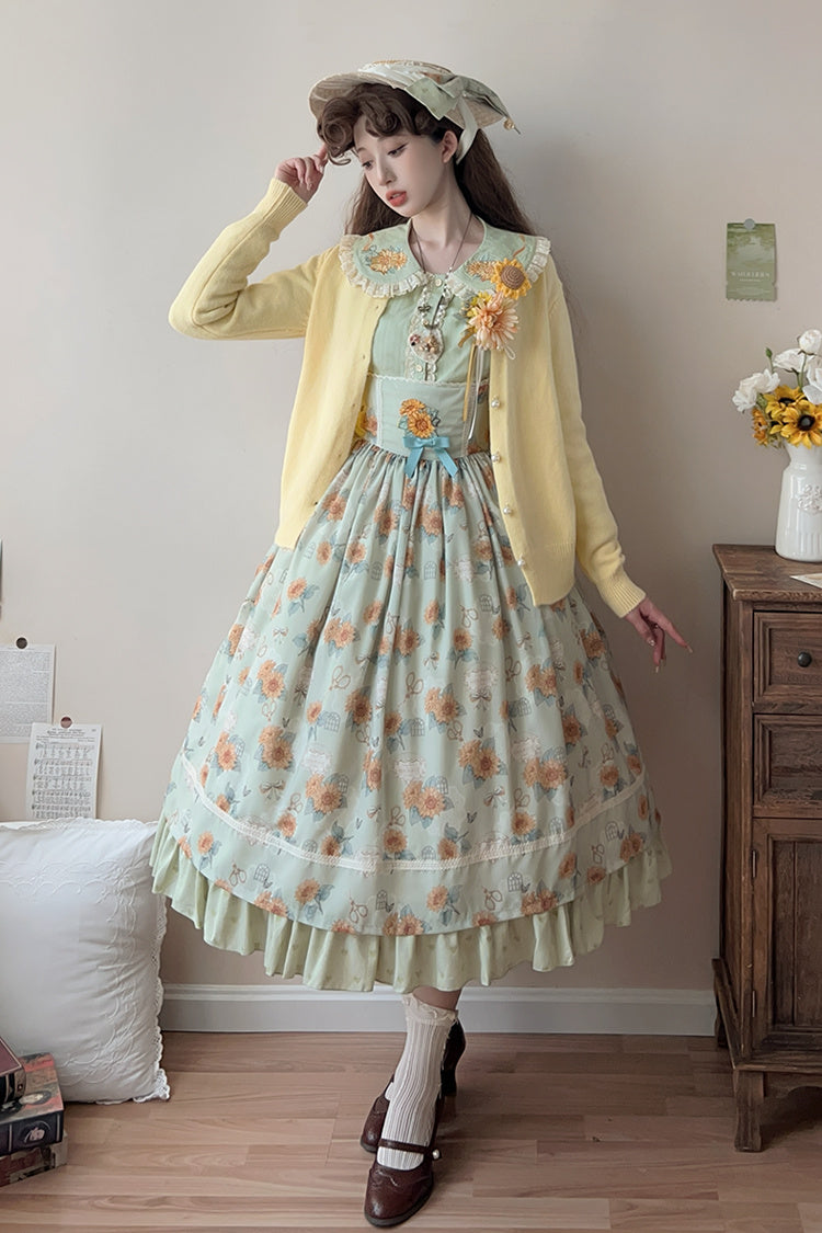 Finely Styled Dress with a Classic Vintage Look