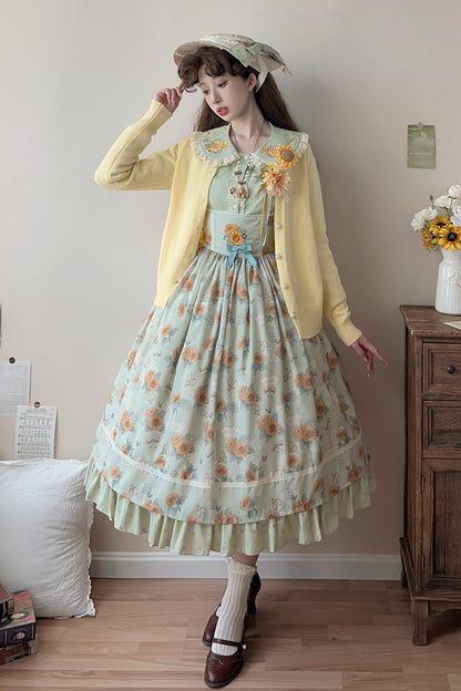 Finely Styled Dress with a Classic Vintage Look