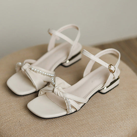 Casually Elegant Sandals with a Refined Edge
