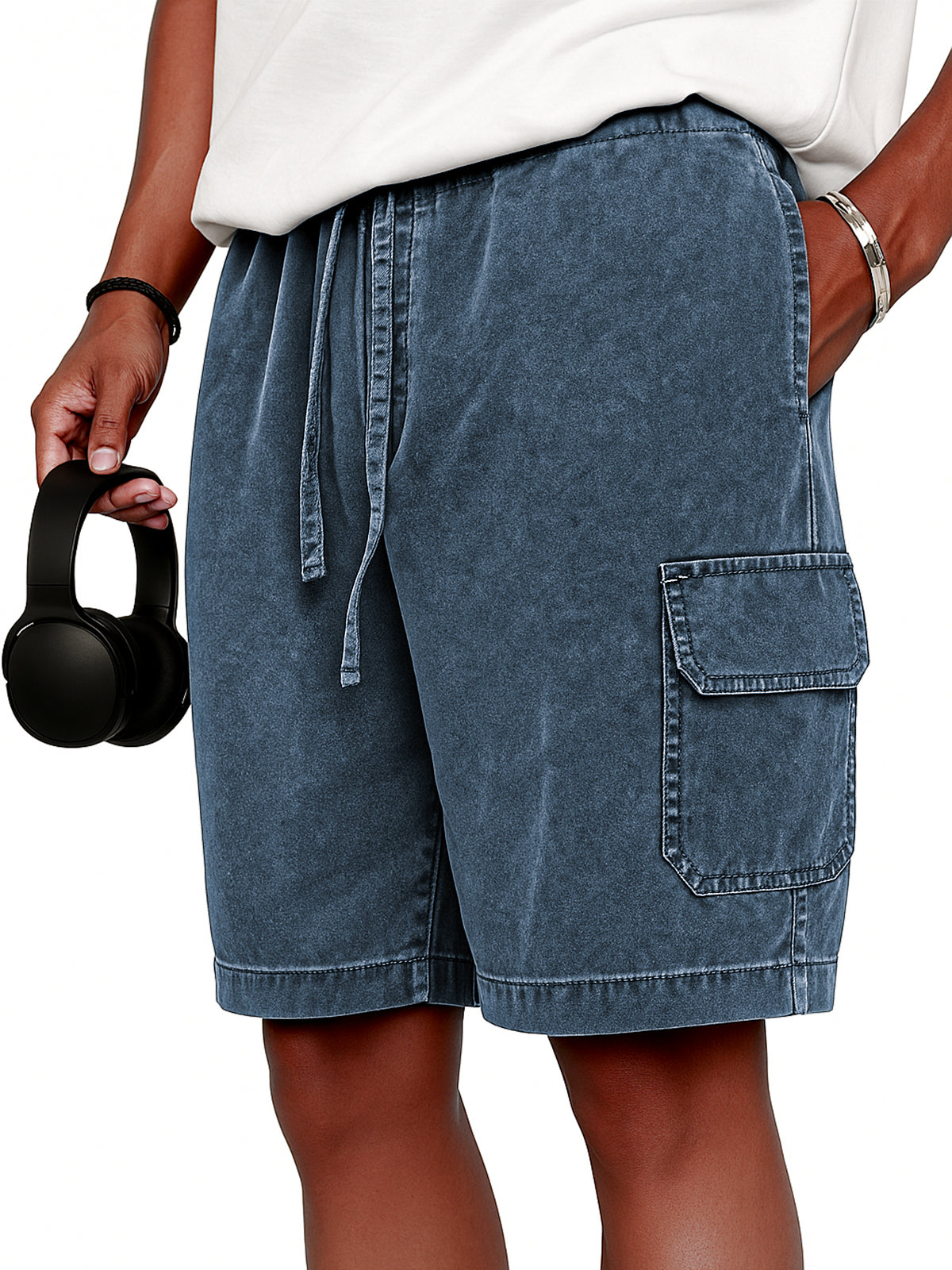 Sophisticated Garment with a Clean Classic Look