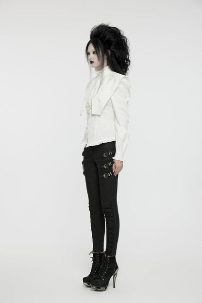 Casually Elegant Blouse with a Refined Edge