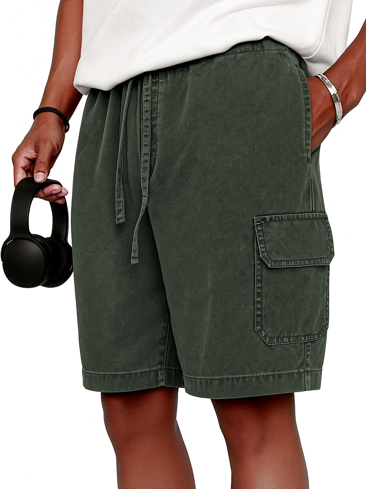 Sophisticated Garment with a Clean Classic Look