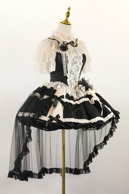 Effortlessly Elegant Garment with a Timeless Design