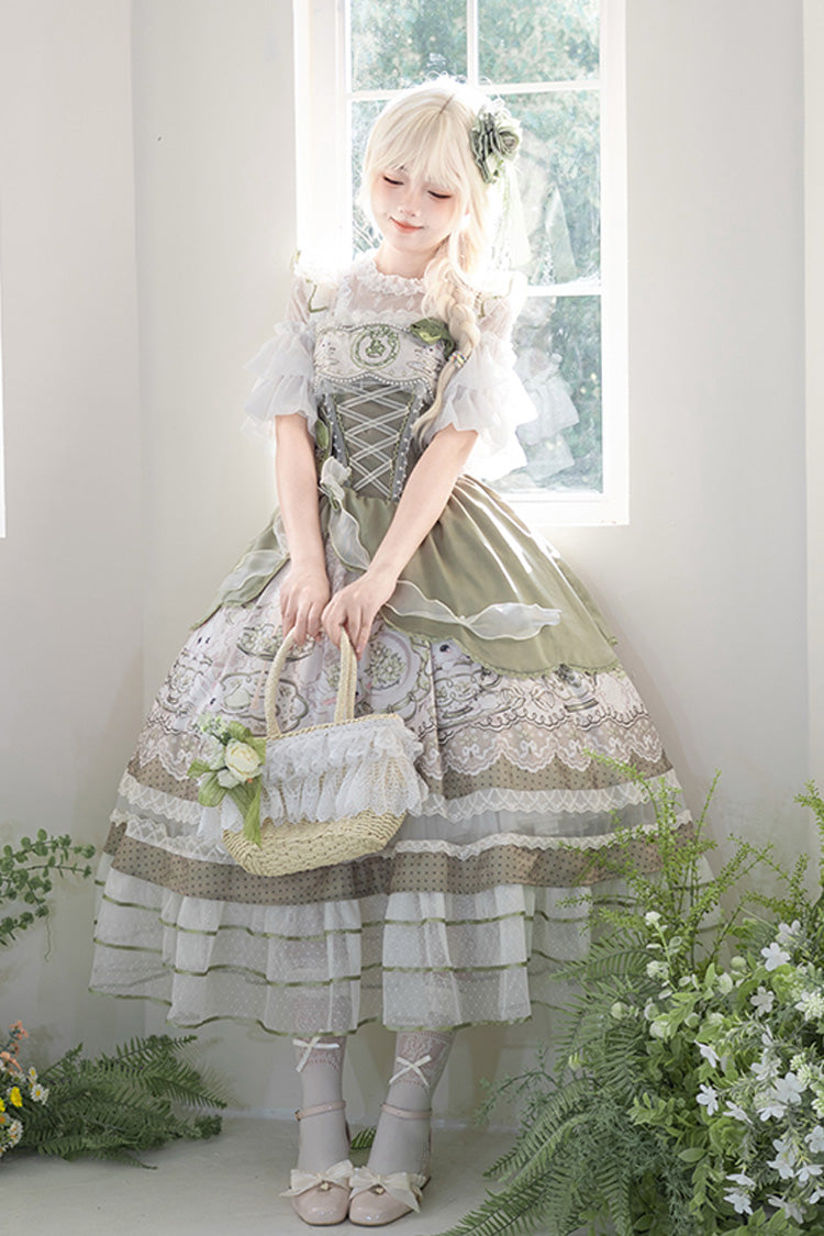 Subtly Elegant Dress with a Refined Vintage Look