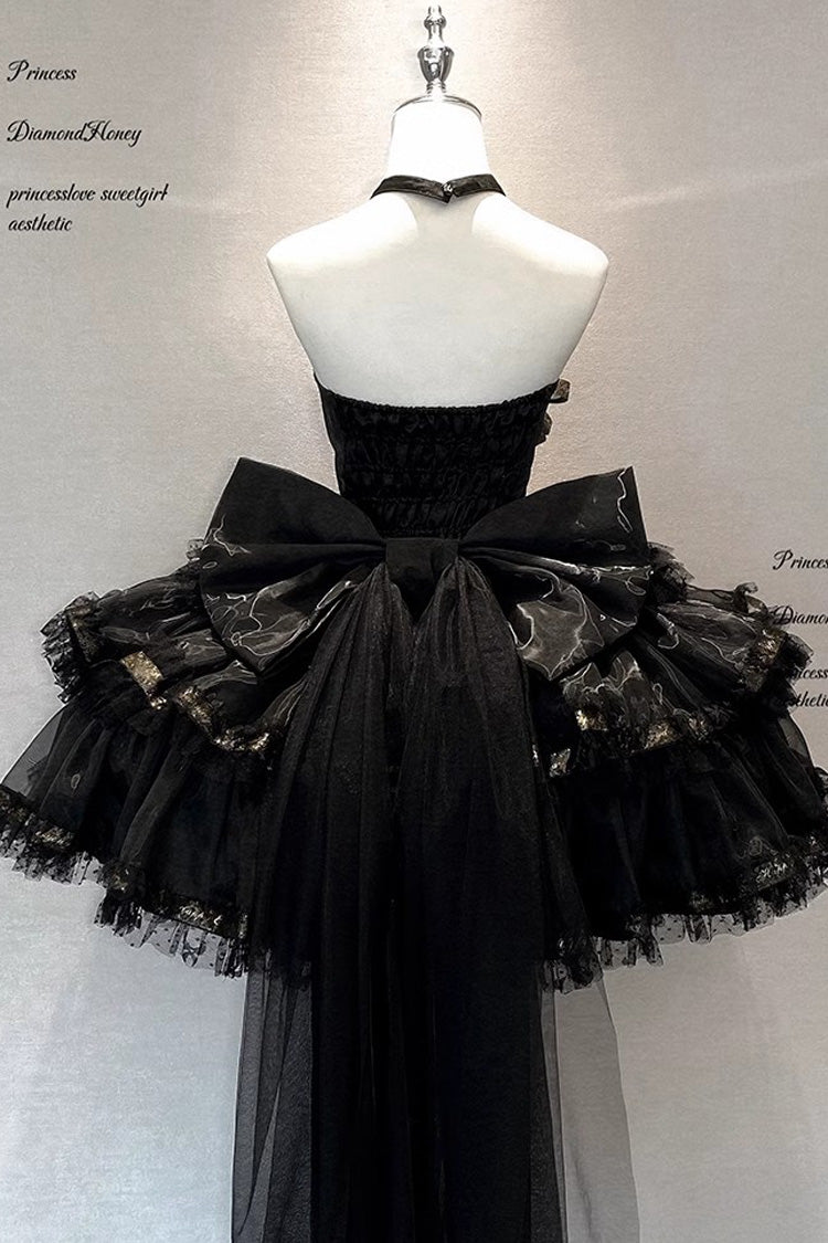 Finely Styled Dress with a Classic Vintage Look