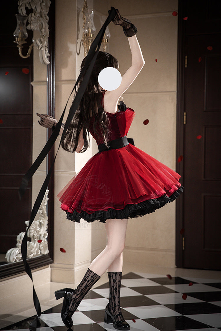 Subtly Elegant Dress with a Refined Vintage Look