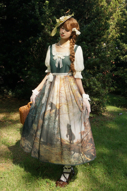 Finely Styled Dress with a Classic Vintage Look