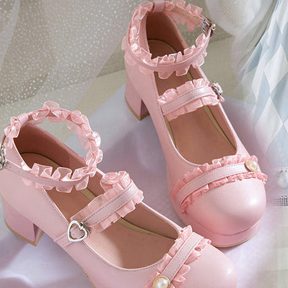 Subtly Elegant Shoes with a Refined Vintage Look
