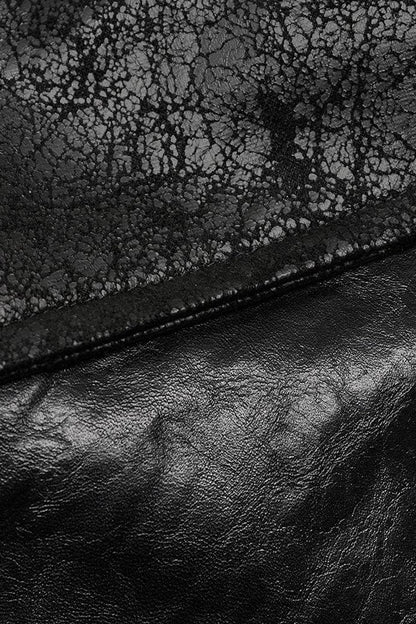 Finely Styled Coat with a Classic Vintage Look
