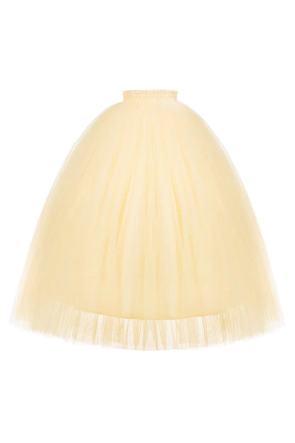 Beautifully Finished Garment in a Timeless Design