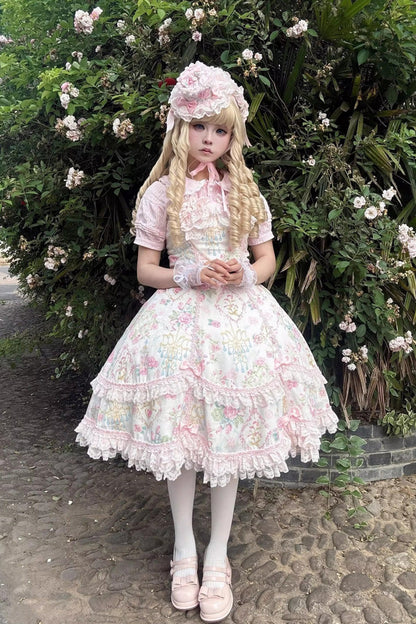 Finely Styled Dress with a Classic Vintage Look