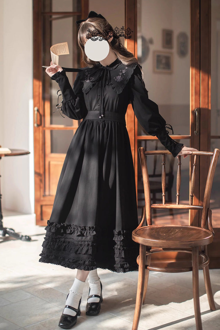 Subtly Elegant Dress with a Refined Vintage Look