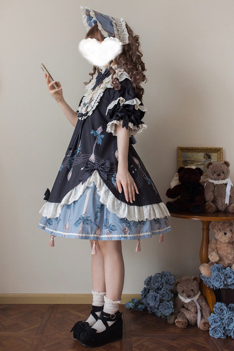 Finely Styled Dress with a Classic Vintage Look