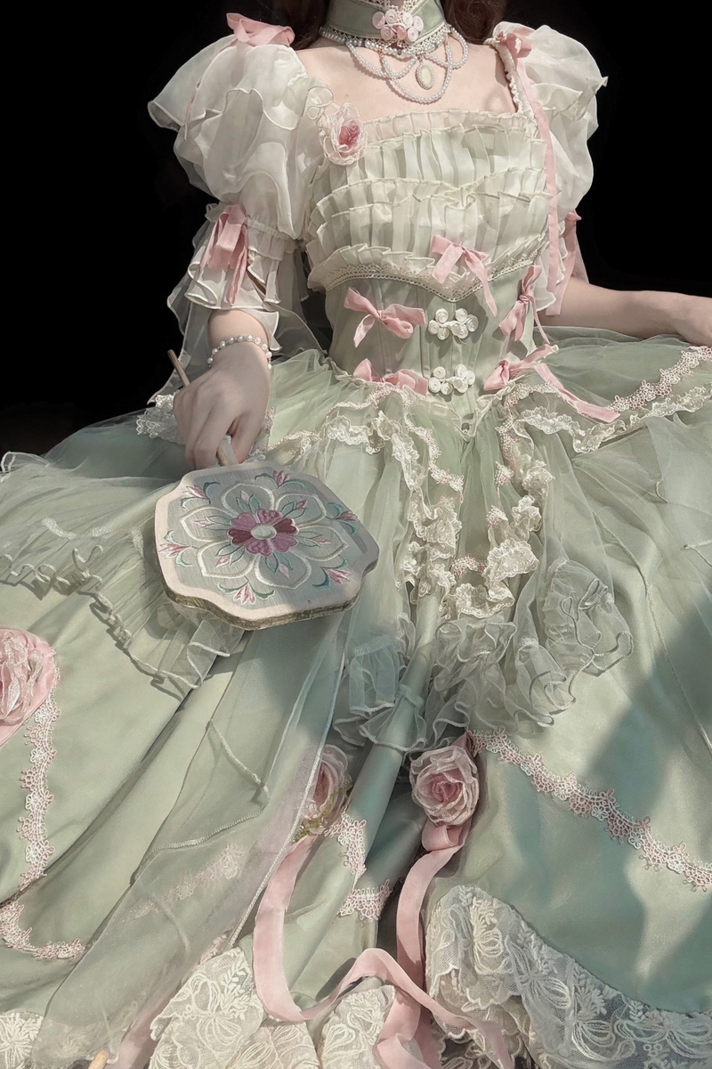 Sweet Princess Dress + Train + Veil + Accessories