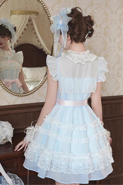 Beautifully Crafted Dress in a Classic Style