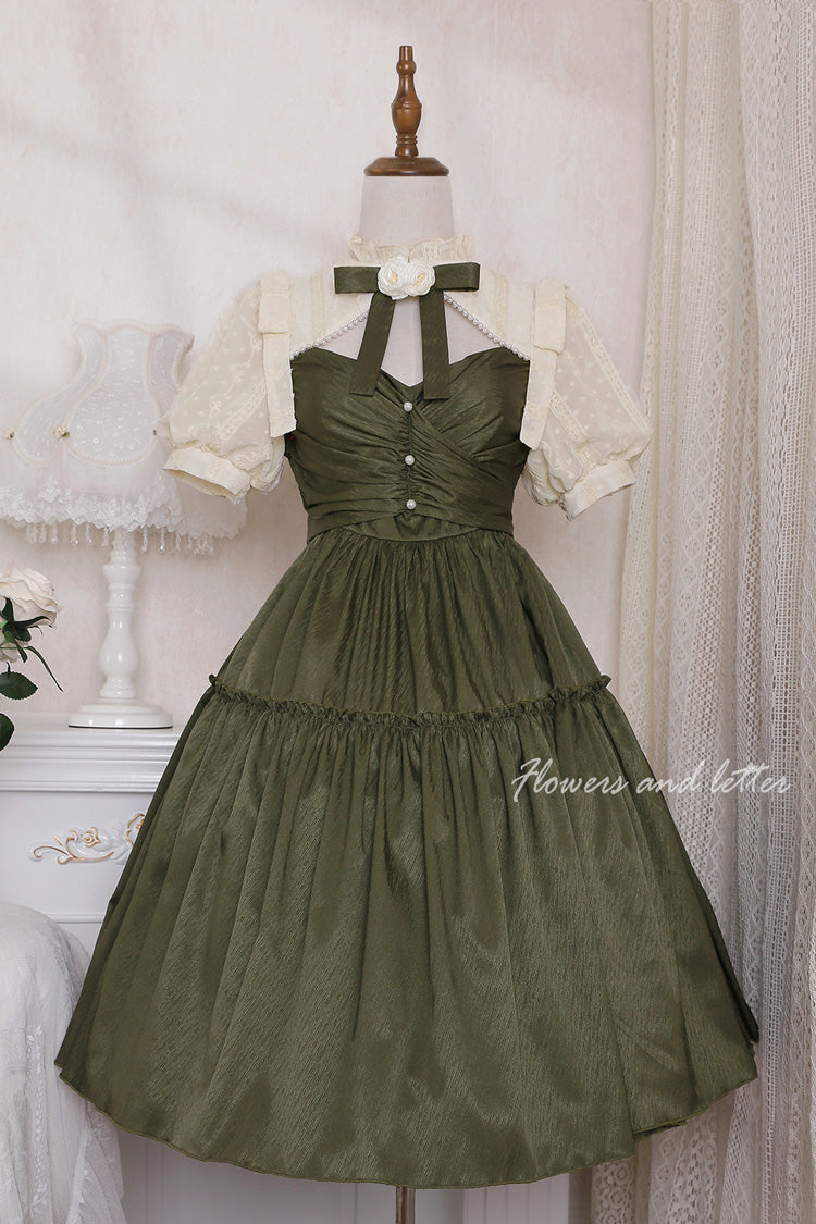 Beautifully Crafted Dress in a Classic Style