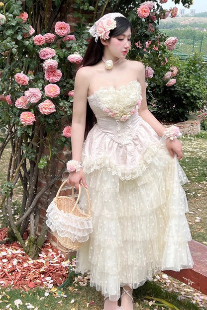 Beautifully Crafted Dress in a Classic Style